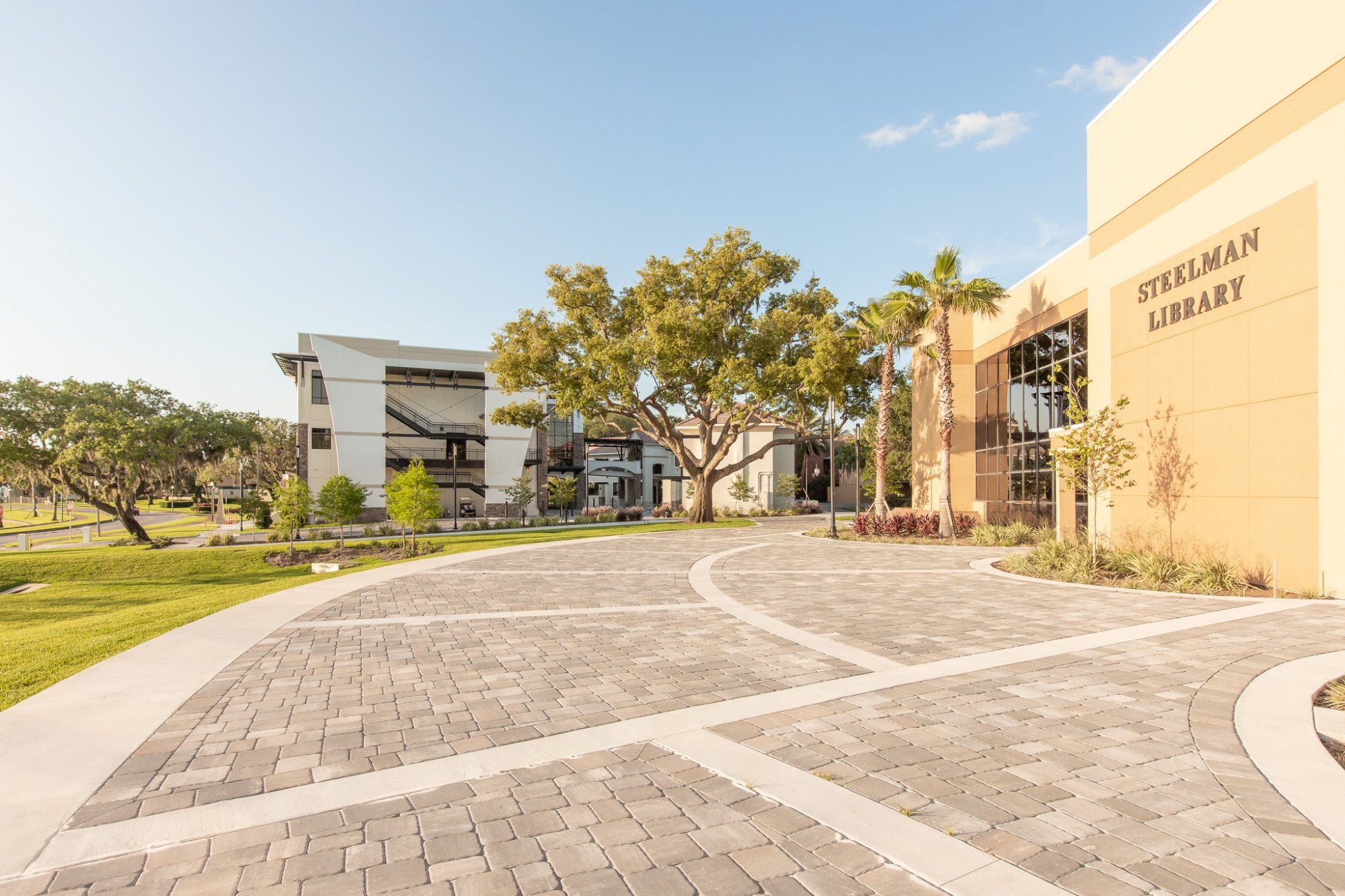 Commercial outdoor space with pavers